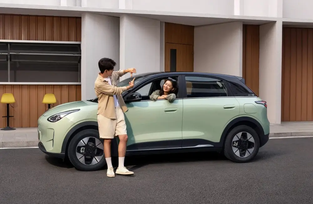 GEELY EX2